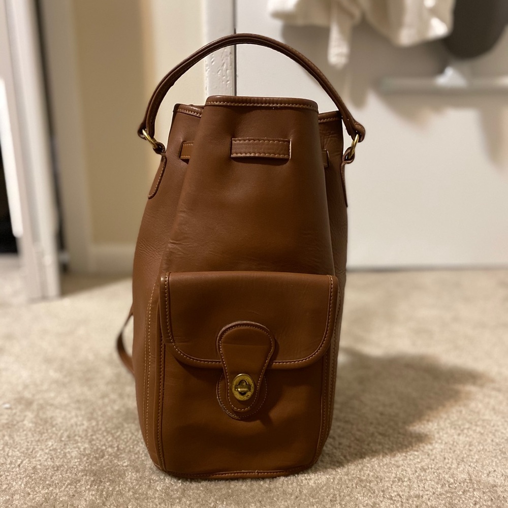 Coach model 9992 vintage bucket bag